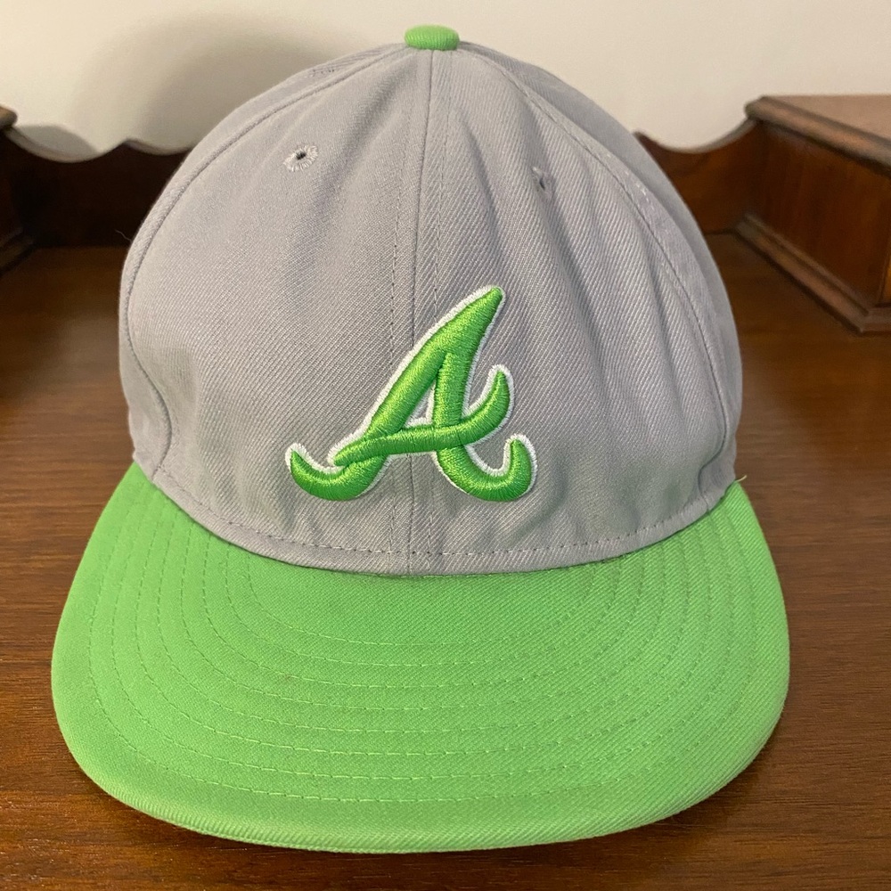 New Era Gray and Neon Green Atlanta A-Logo Snapback Hat - Picture 5 of 8
